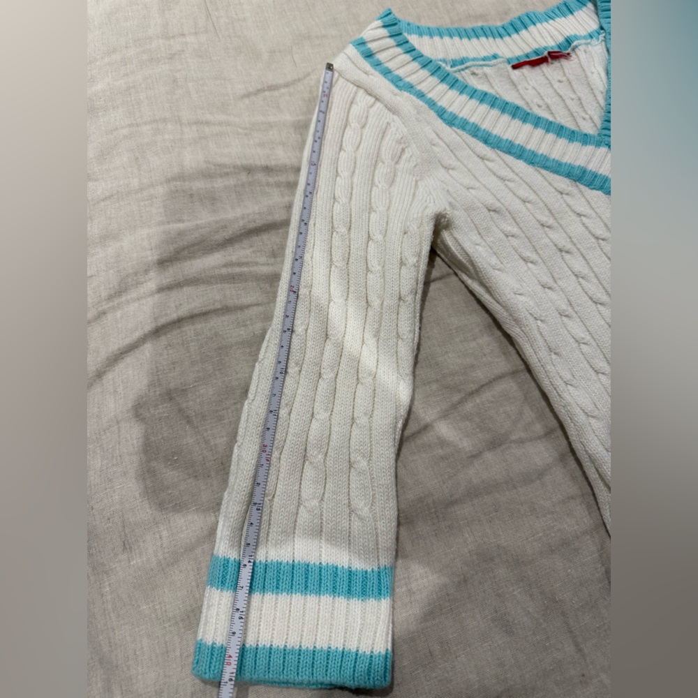 Sweater - Picture 5 of 5